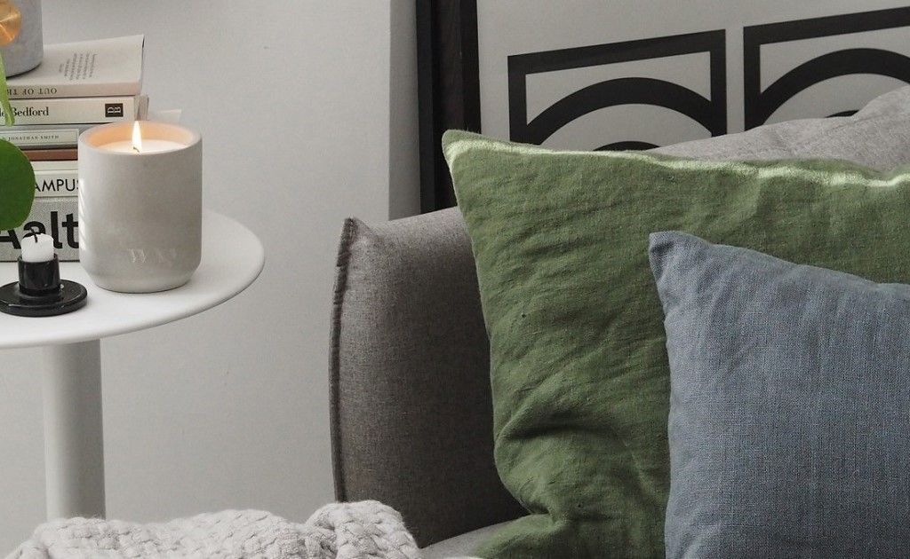decorate your small self contained bedroom in nigeria